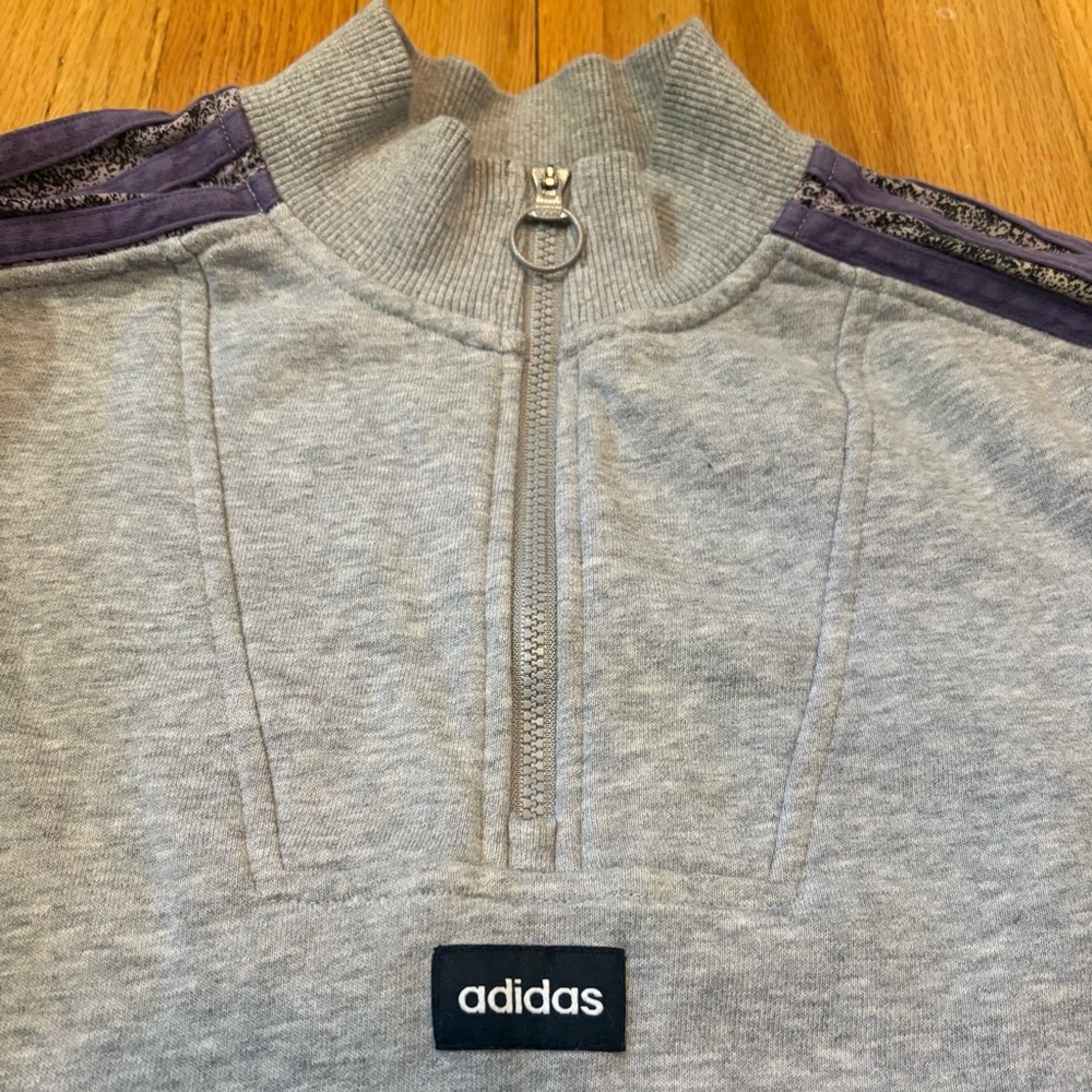 ✨ ADIDAS ✨ Cropped Gray Quarter Zip Sweatshirt Purple Velvet Stripes Size XS - Picture 6 of 10